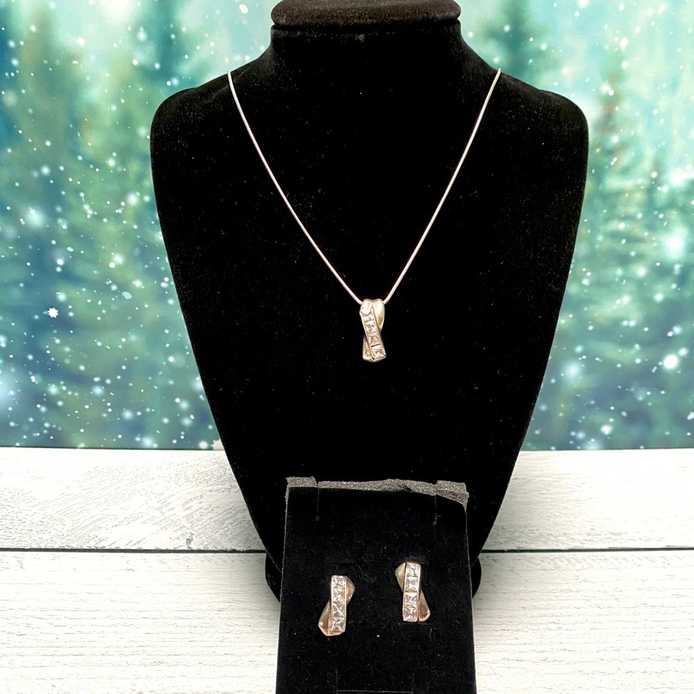 VTG Cubic Zirconia X Cross over Necklace with Earrings